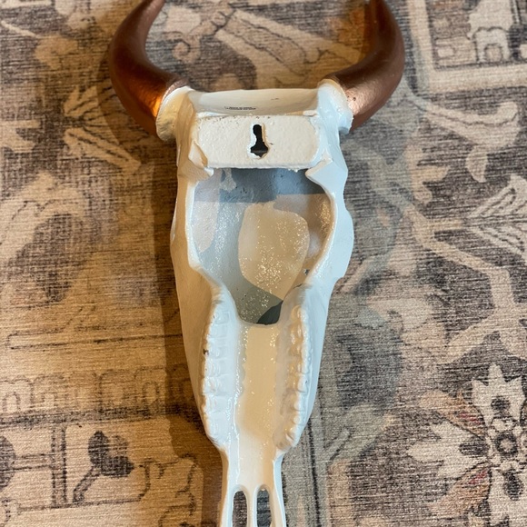 Metal Decorative Faux Animal Skull with Rose Gold Horns - Picture 5 of 5